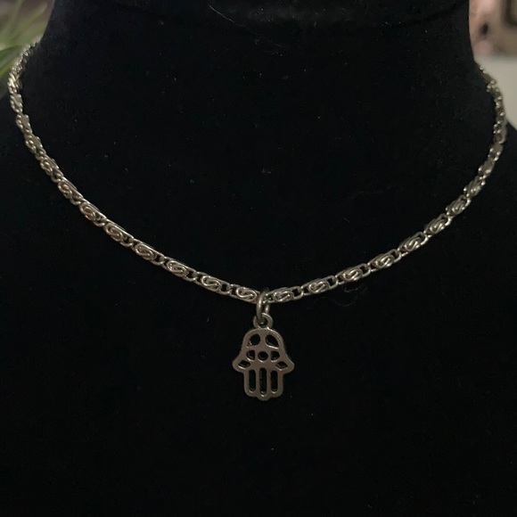 Necklace - Picture 1 of 5